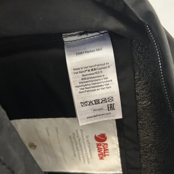 Fjallraven Kanken Backpack Mini Classic Black Used 23561 - Picture 6 of 7